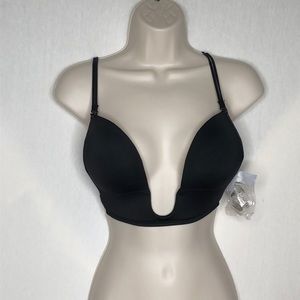 Black plunging bra